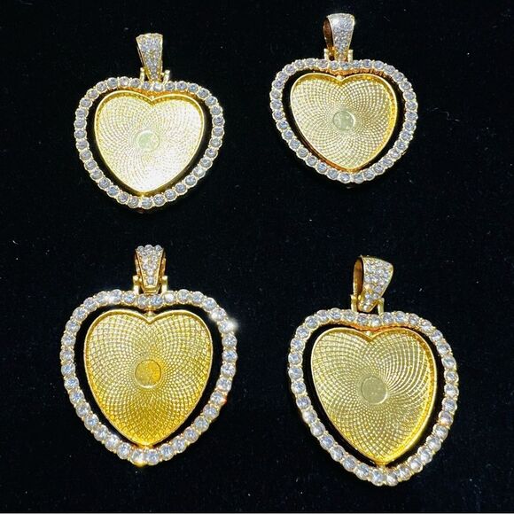 Bundle of 4 Gold  Metal Rhinestone Heart Pendants - Picture 4 of 9